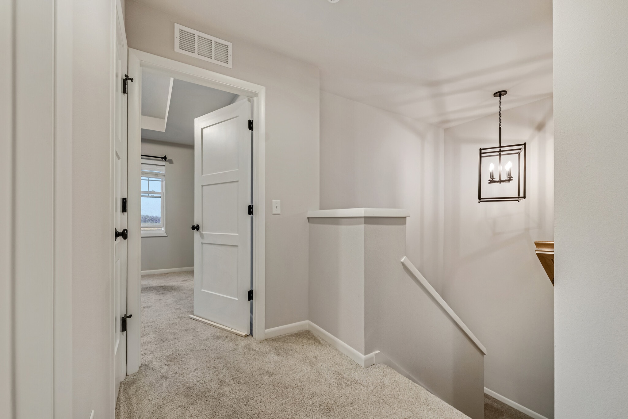 Building Photo - 1638 Happy Trails Rd