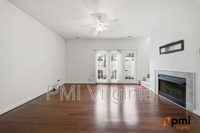 Building Photo - 4304 Cattail Ln