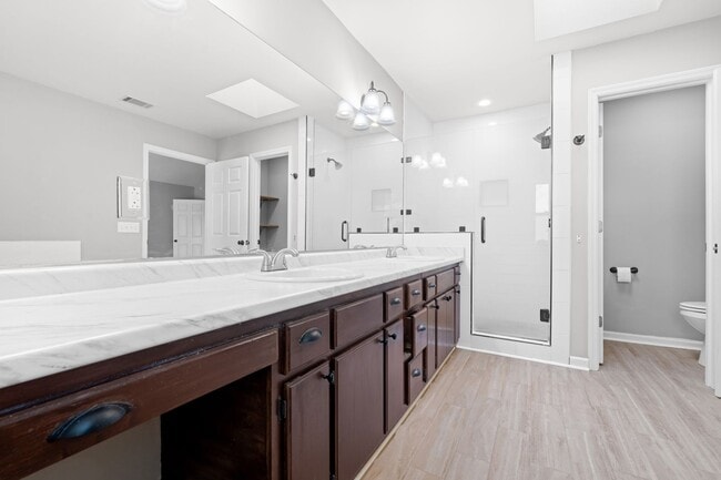 Building Photo - 1501 Cayla Way