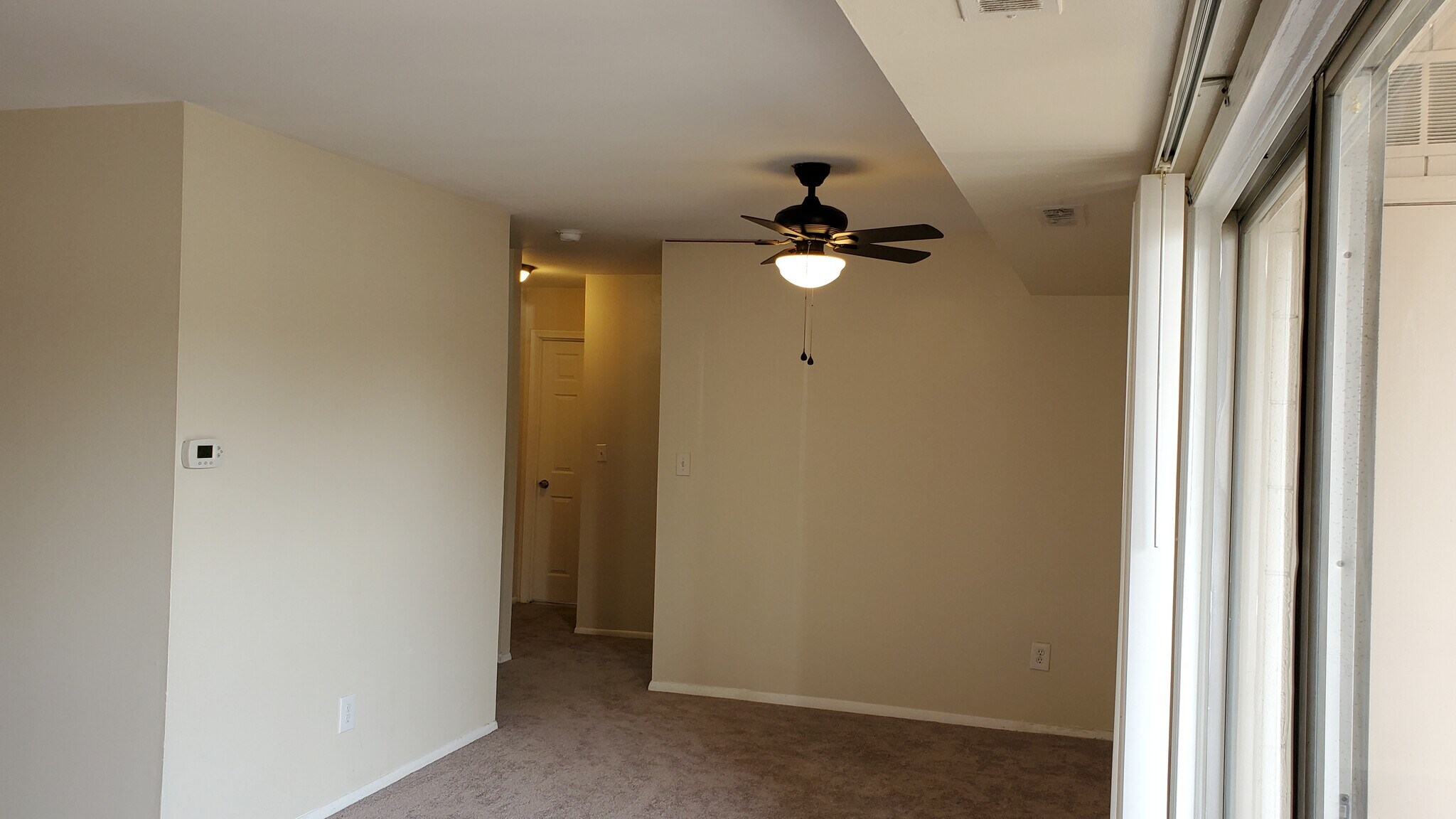 Building Photo - 7700 Arehart Dr