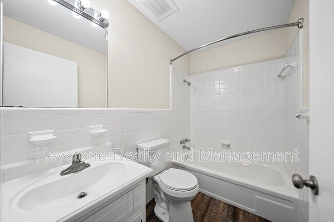 Building Photo - 109 Holley Dr