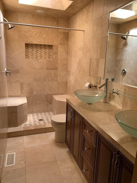Building Photo - 5986 S Wallflower Pl