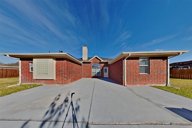 Building Photo - 7002 Winter Blossom Dr