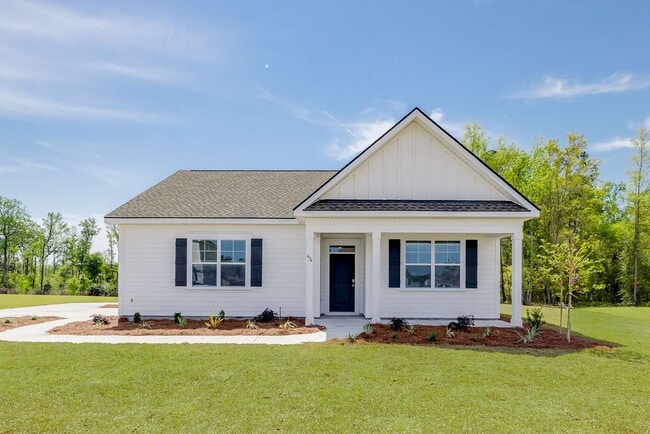 Primary Photo - Beautiful 4 bedroom, 2 bathroom home locat...
