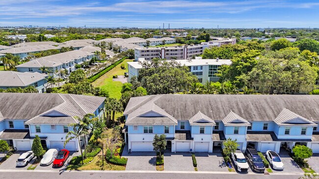 Building Photo - 1842 Sandpiper Pointe Pl