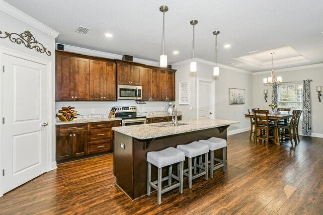 Building Photo - 9013 Timber Ln