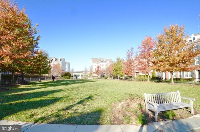 Building Photo - 3053 Waterloo Ln