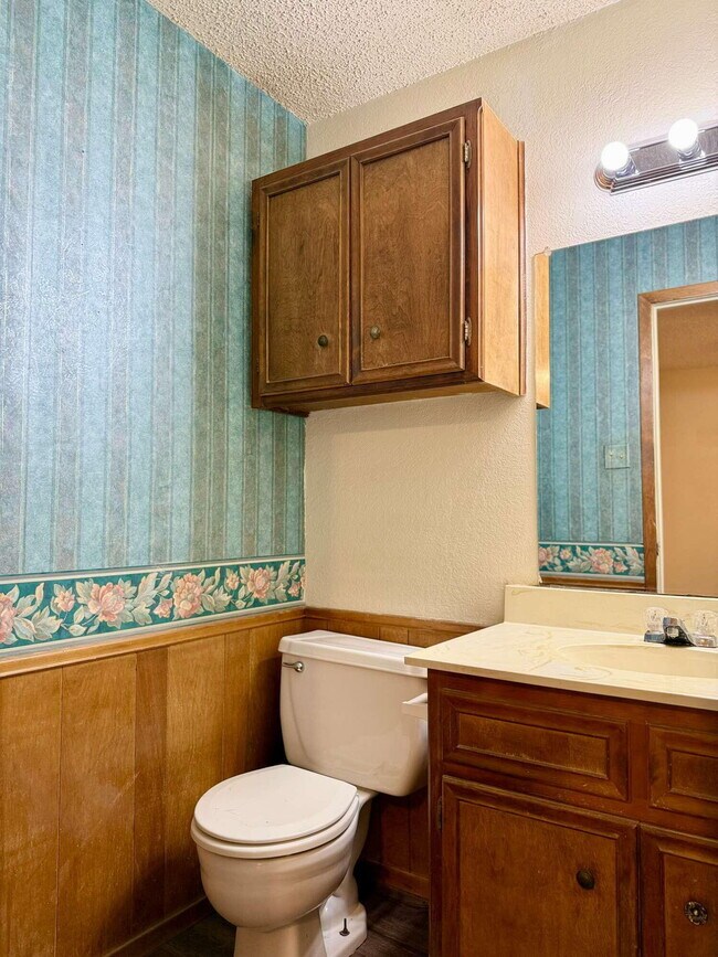 Building Photo - 6104 37th St