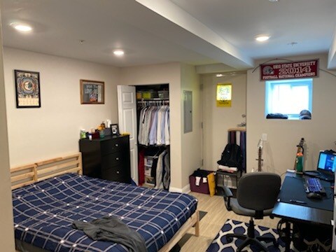 Building Photo - 5990 Alder St