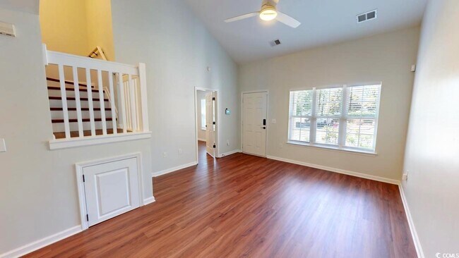 Building Photo - 1000 Pembroke Ct