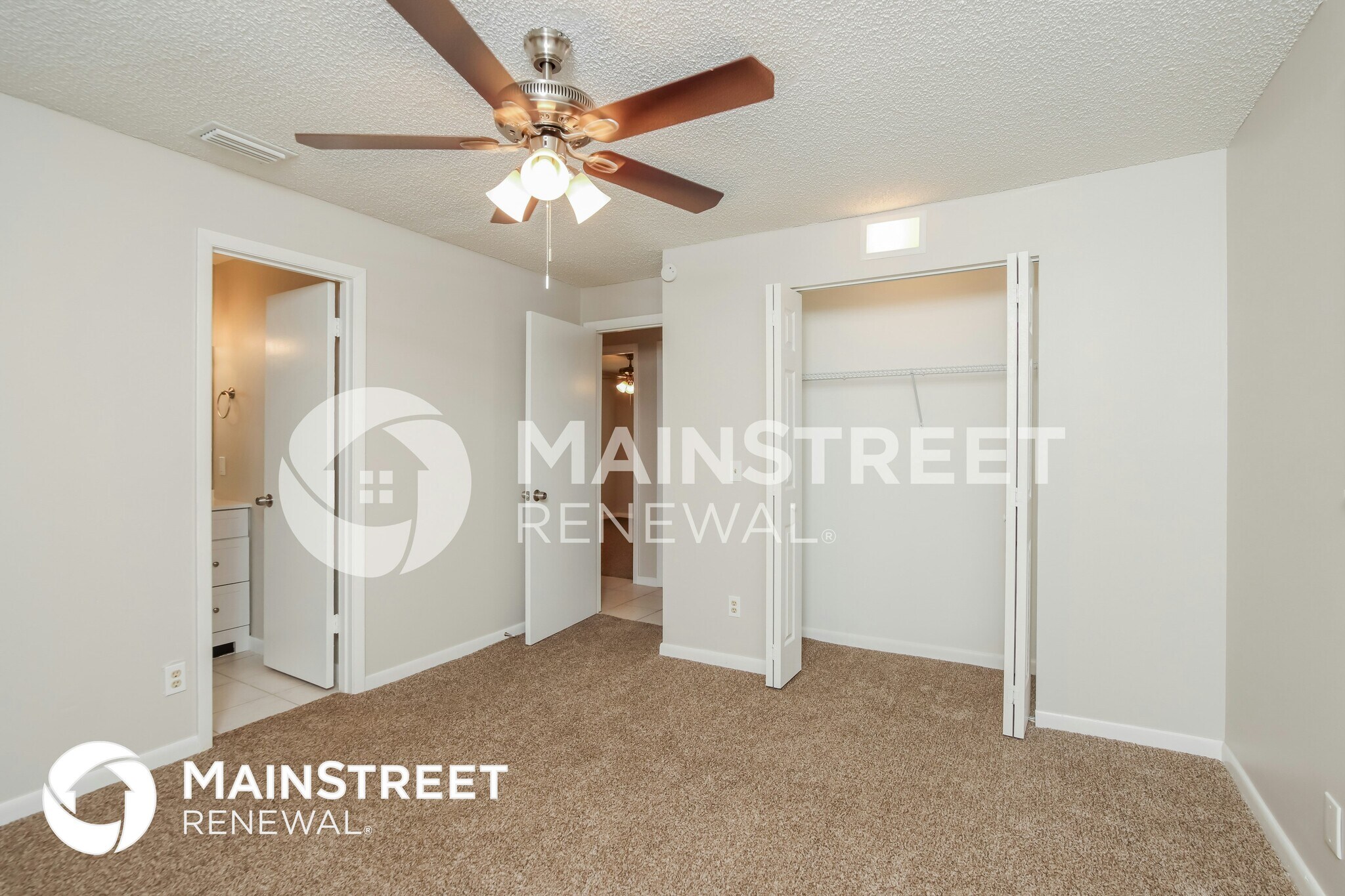 Building Photo - 3226 1st Pl