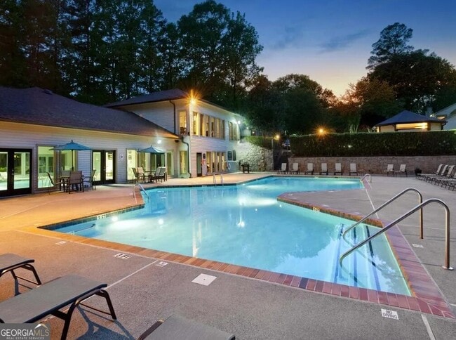 Building Photo - 2845 Holcomb Bridge Rd