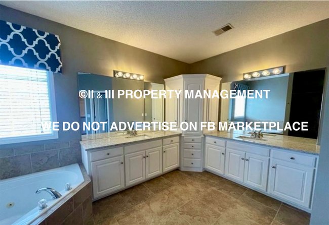 Building Photo - 13110 137th Ct