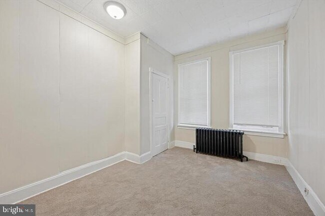 Building Photo - 3422 Helen St