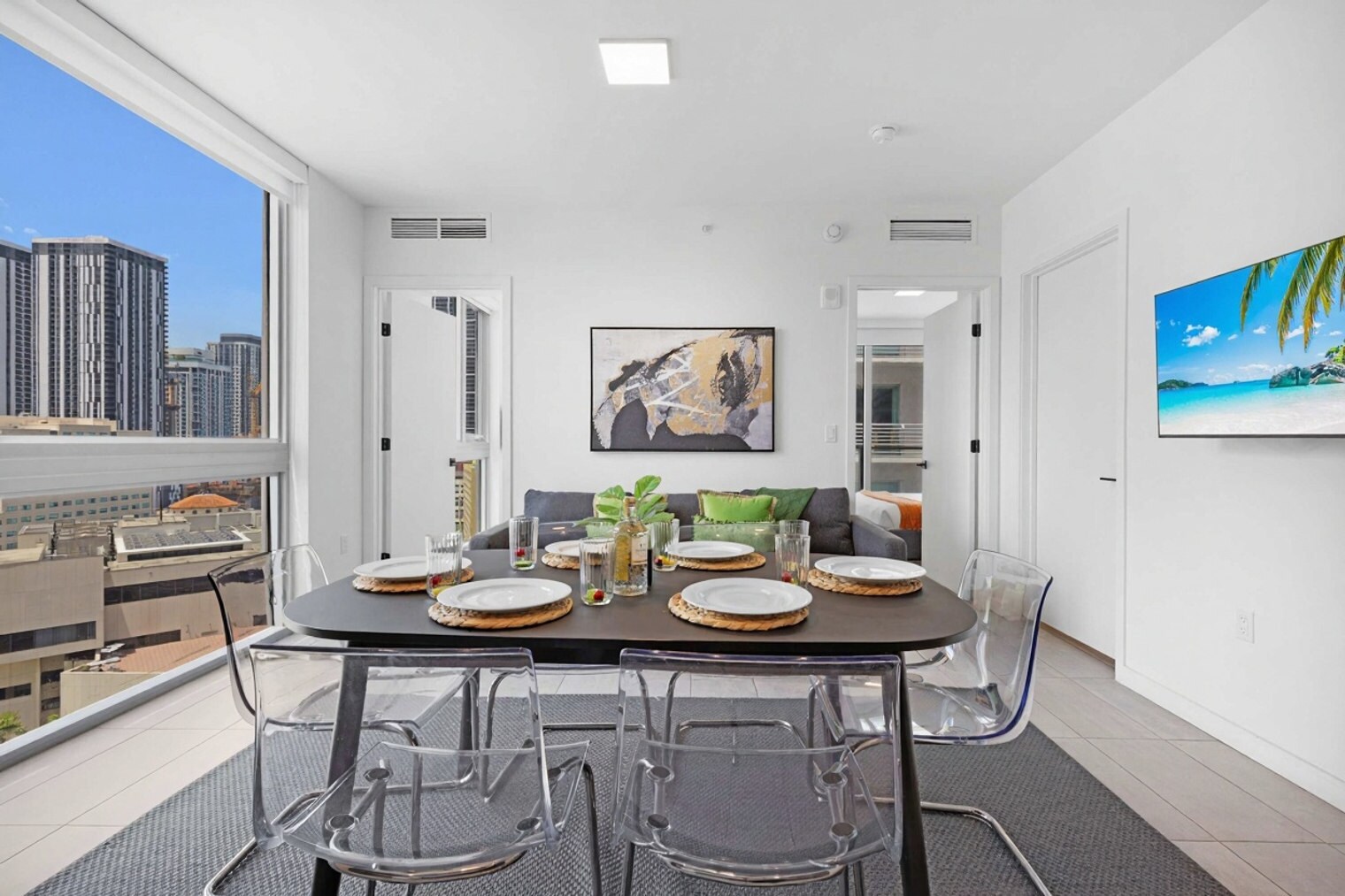 Building Photo - 227 NE 2nd St