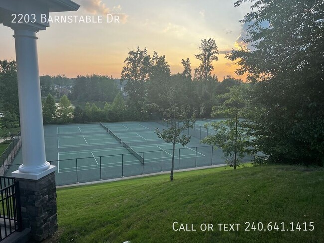 Building Photo - 2203 Barnstable Dr