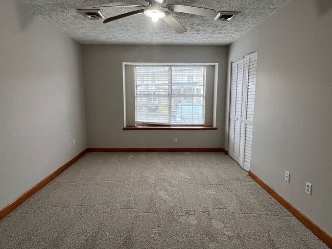 Building Photo - MARINERS POINTE CONDOS     -   HOA