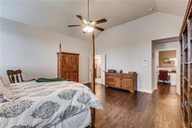 Building Photo - Another chance to own this warm and inviti...