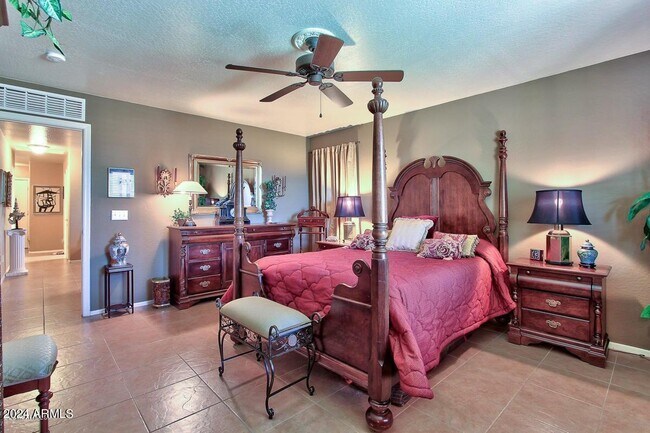 Building Photo - 16223 W Boca Raton Rd