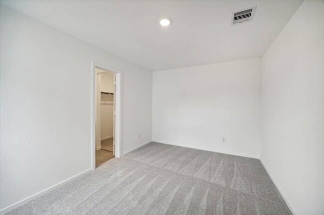 Building Photo - 18246 Via Aurelia Dr