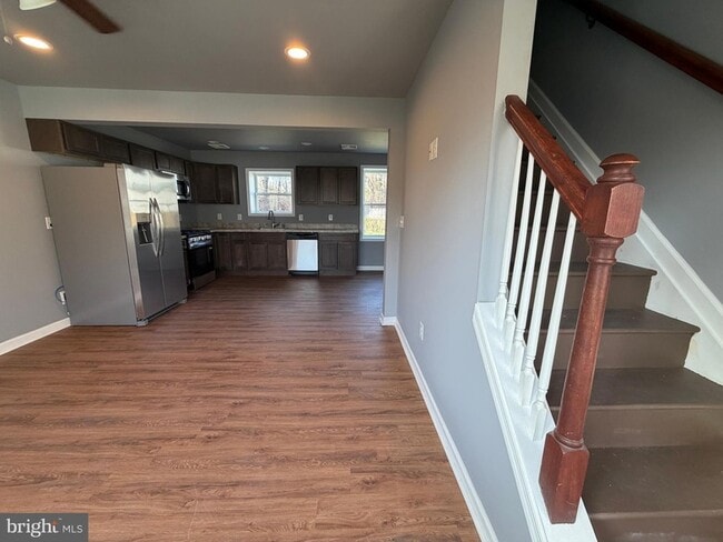 Building Photo - 5517 Schumacher Dr