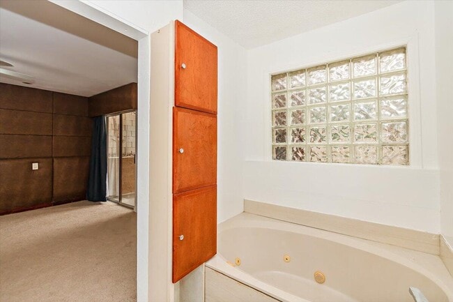 Building Photo - 68954 Durango Rd