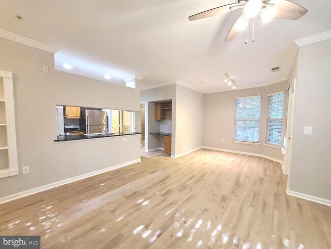 Building Photo - 12112 Garden Grove Cir