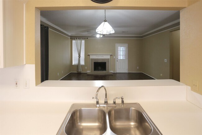 Building Photo - 20410 Eagle Nest Ct