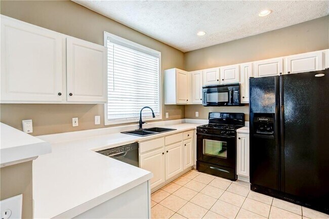 Building Photo - 709 Bedford Ct