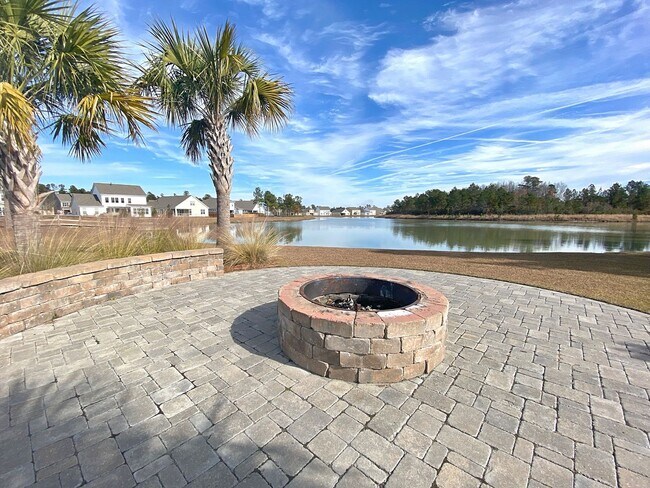 Building Photo - Stunning 6 bedroom in Cane Bay loaded with...