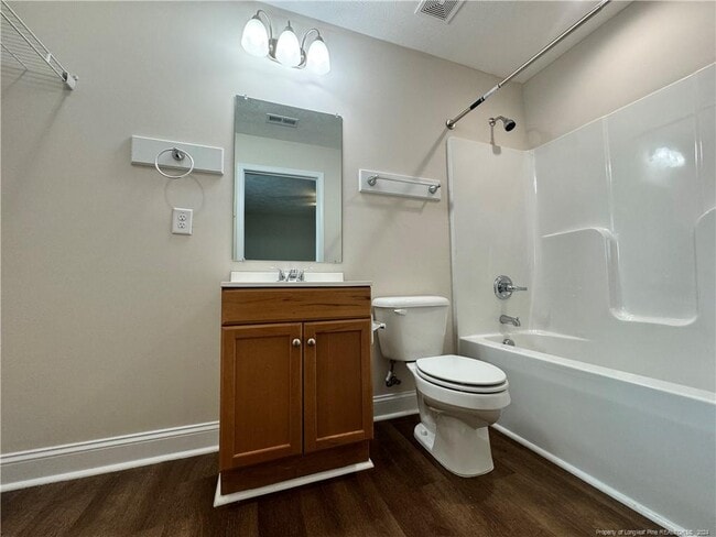 Building Photo - 312 E Jenkins St