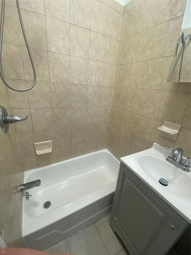 Building Photo - 73-17 72nd St