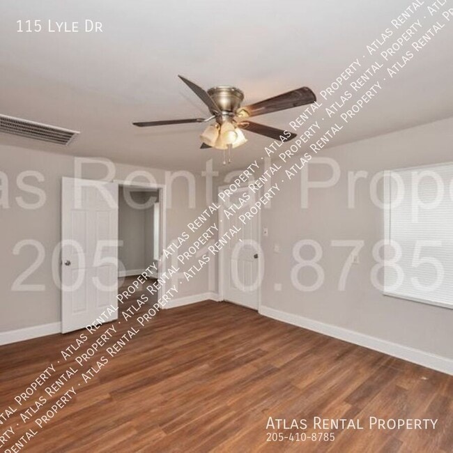 Building Photo - 115 Lyle Dr