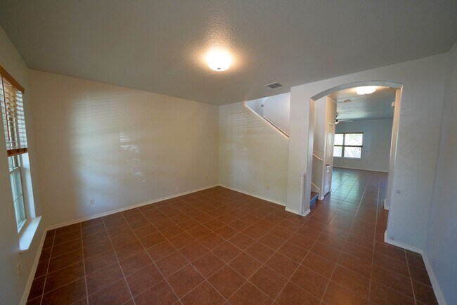 Building Photo - Great 4 Bedroom Home Now Available in Cibo...