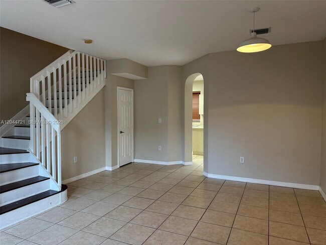Building Photo - 13741 SW 274th Terrace