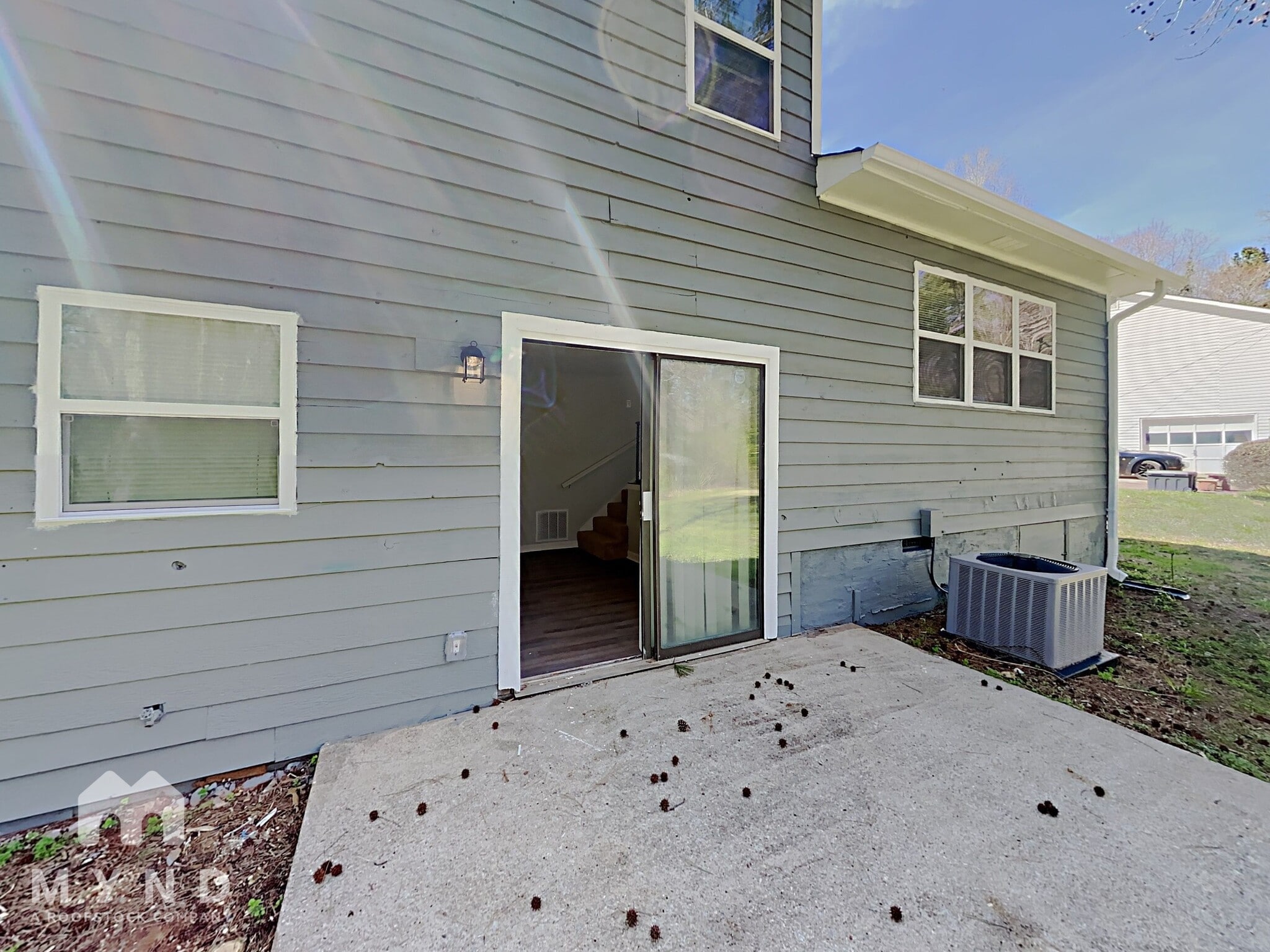 Building Photo - 5924 Sutton Dr