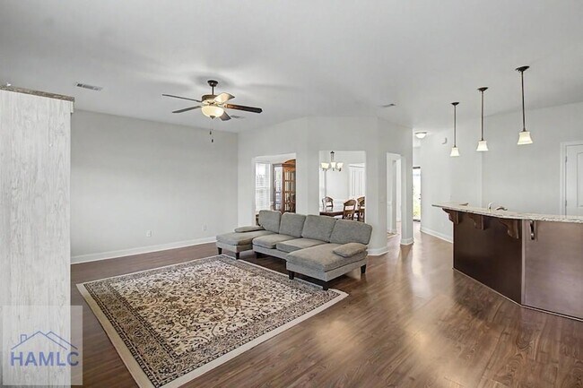 Building Photo - 157 Hamlet Ct