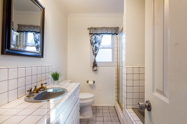 Building Photo - 16641 Gilmore St