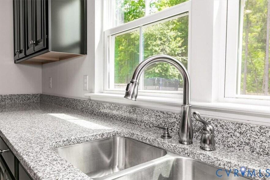 Building Photo - 10430 Eagle Ct