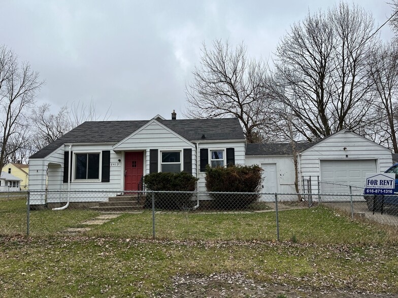 Primary Photo - 2413 Coy Ave