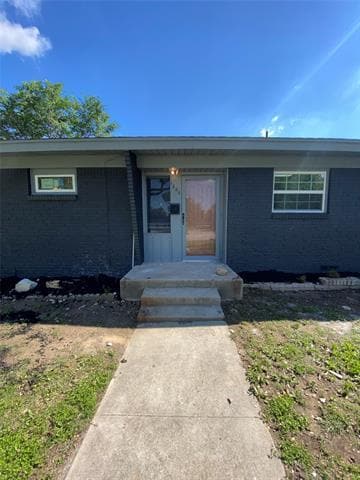 Building Photo - 1605 Weiler Blvd
