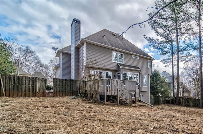 Building Photo - 2011 Town Lake Hills W