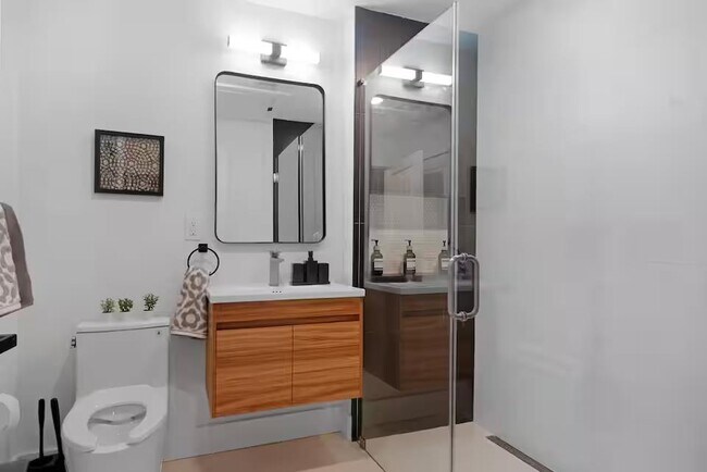 Building Photo - 234 Webster Ave