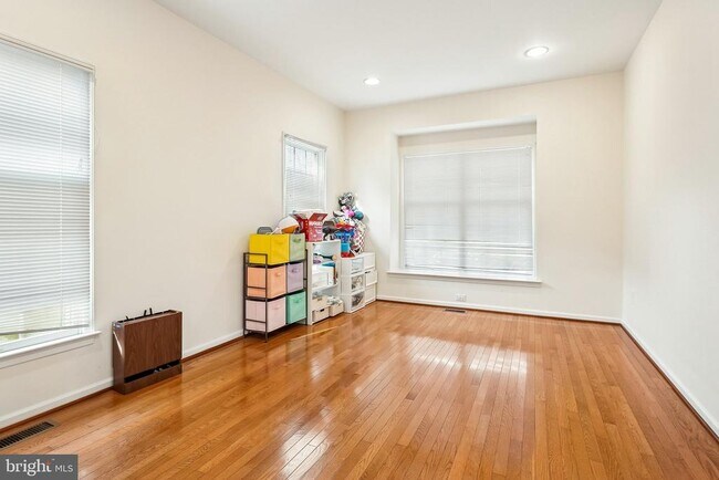 Building Photo - 14 Caleb Ln