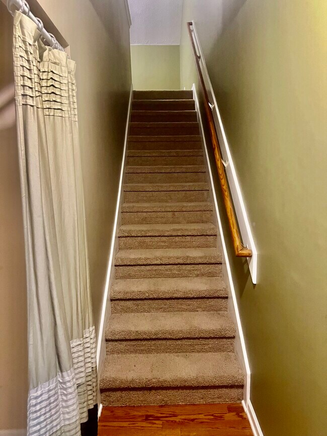 Building Photo - 2118 Erin Ln