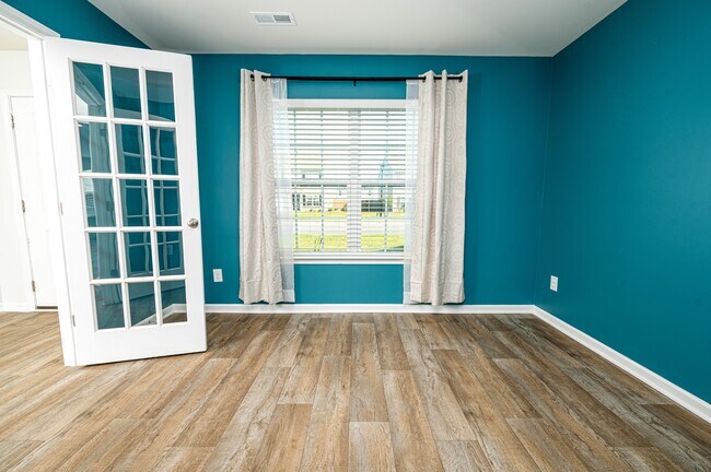 Building Photo - 4016 Madeline Farm Blvd