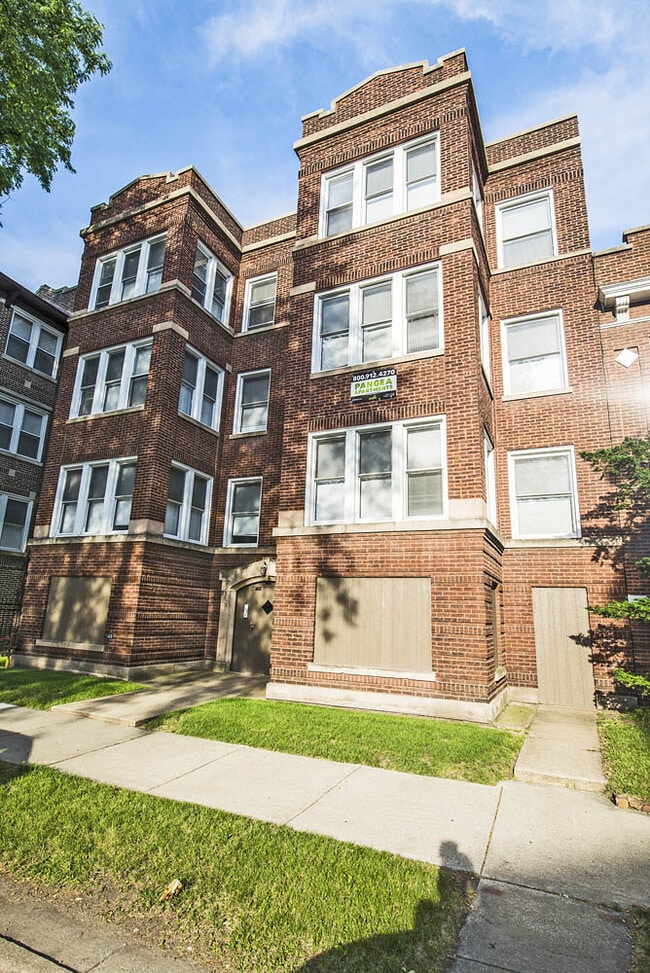 7236 S Yates Blvd Chicago, IL Apartment Finder