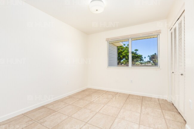 Building Photo - 2208 Kirkbride Ave