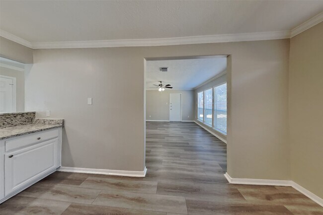 Building Photo - 21406 Park Post Ln