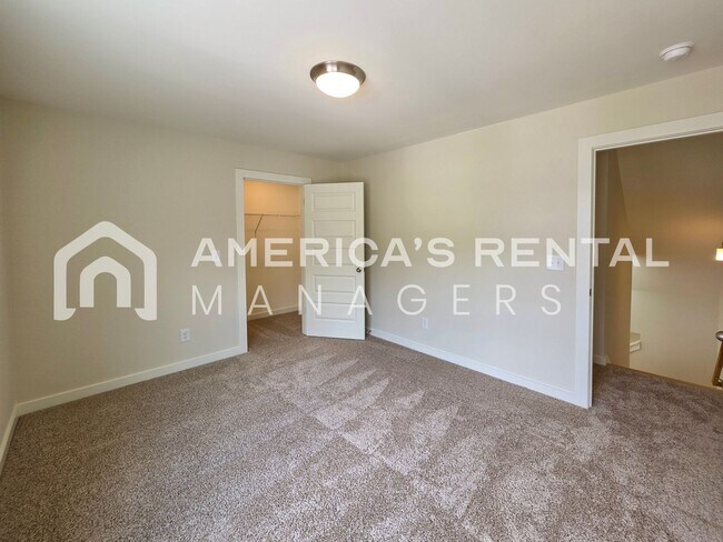 Building Photo - New Construction Townhome Available NOW!